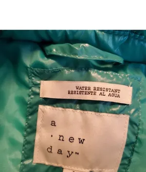 Green Puffer Jacket thumbnail 6