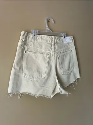 Zara Pale Yellow Raw-Hem Denim Shorts thumbnail 5