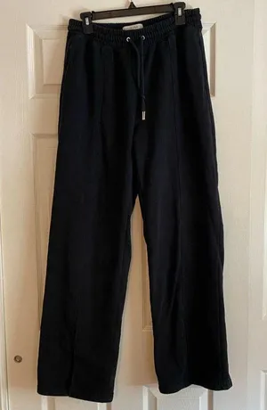 Soft A&F collection large long black wide leg sweatpants thumbnail 2