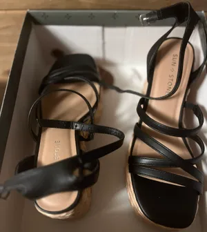 Sun + Stone New with Box Finnickk Strappy Espadrille Wedge Sandals. Size 7.5 thumbnail 3