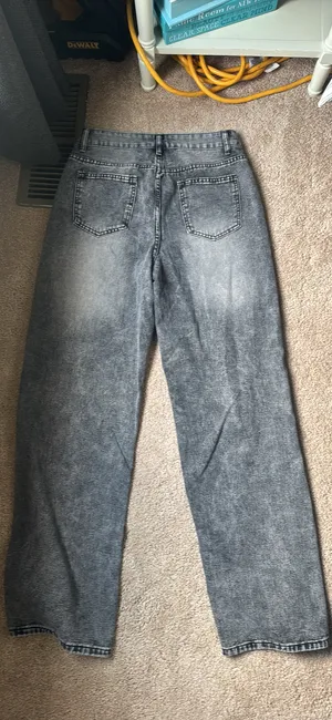 Gray Jeans Size M thumbnail 2