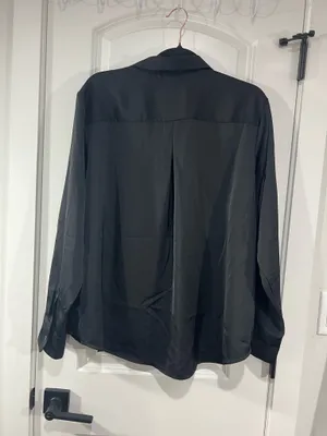 Old Navy Women’s Button up Top thumbnail 6