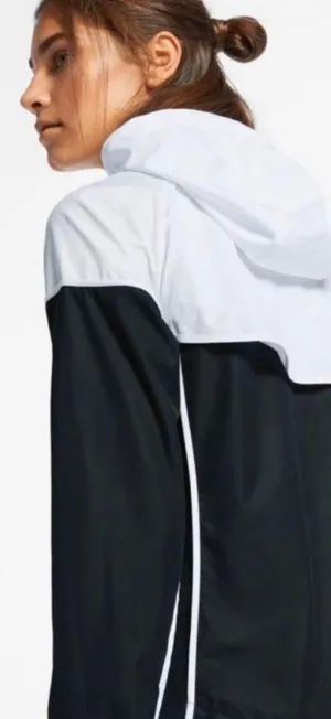 Nike Sportswear Windrunner Jacket thumbnail 3