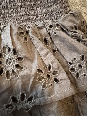 EUC American Eagle Outfitters Dark Gray Eyelet Ruffle Tiered Mini Skirt Size M thumbnail 4