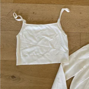 Zara - Sleeveless Cami & V Neck Cardigan Set in Cream thumbnail 3