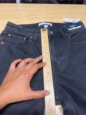 Abercrombie & Fitch Curve Love Mid Rise Cropped Straight Split Hem Jeans 27 NWT thumbnail 9