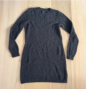 Abercrombie & Fitch Dark Gray Dress With Long Sleeves Size Medium thumbnail 1
