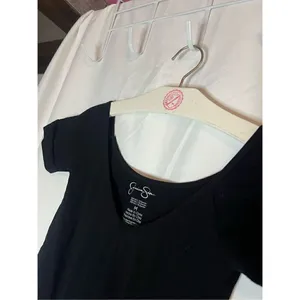 Jessica Simpson Black Crop Top V-Neck Woman’s Size Medium thumbnail 4
