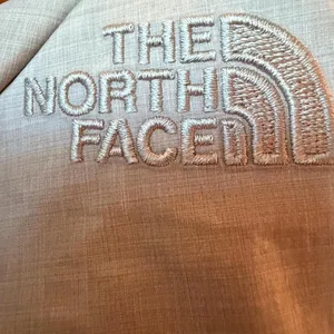 The North Face Women XL Gray Nylon Belted Double Breasted Trench Coat thumbnail 8
