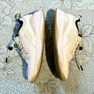 CLOVE Classic Fluid Resistant Nursing Sneaker Shoes CL003 Brilliant White W 7.5 thumbnail 6