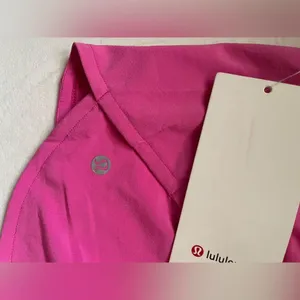 NWT Lululemon Speed Up Shorts LR 2.5” Lined Sonic Pink Size 12 thumbnail 13