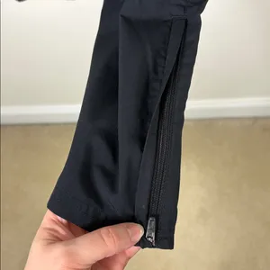 Nike Dri Fit Pants Women’s Size Large Black Straight Leg Zip Ankles thumbnail 5