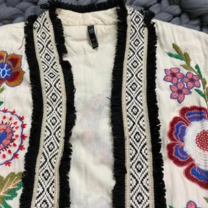 Zara Embroidered Jacket thumbnail 9