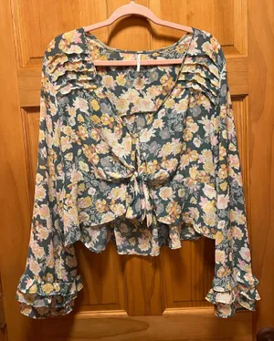 Free People Floral Tie Front Top thumbnail 1