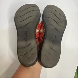 Clarks Leisa Grace red leather slide sandals women’s size 7‎ boho comfort shoes thumbnail 7