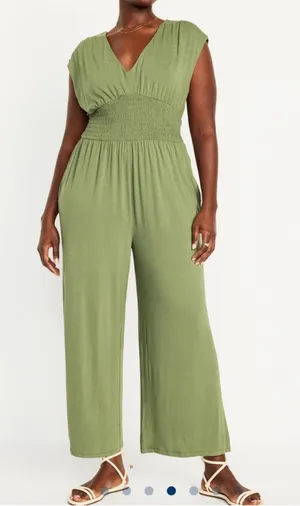 Old Navy Green Casual Stretch Wide Leg Jumpsuit Size XL thumbnail 1