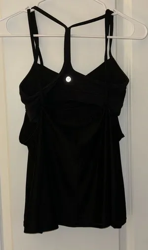 Lululemon black tank thumbnail 1