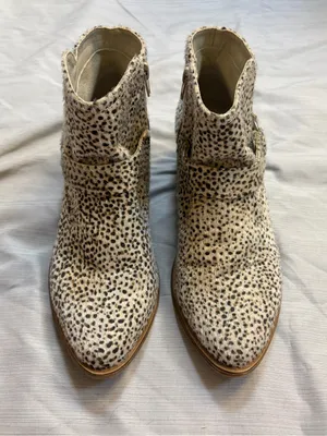 Very G Spotted Calf Hair Style Ankle Booties thumbnail 4