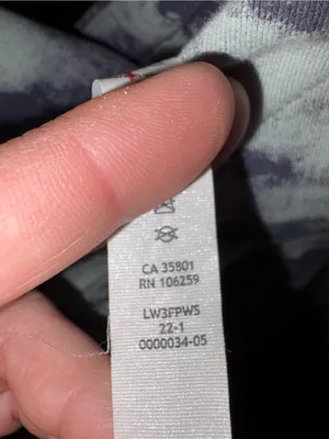 Lululemon Loungeful cropped hoodie heritage camo WP Blue size 2 thumbnail 7