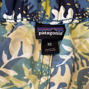 Patagonia Shorts‎ Womens Sz XS Tropical Leaf All Over Athletic Nylon 2" Inseam thumbnail 7