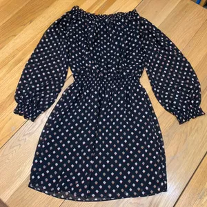 White House Black Market Geometric‎ Diamond Smocked Off Shoulder Dress Black XS thumbnail 5