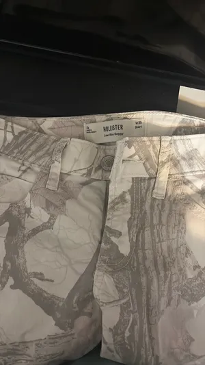 Camo low rise pants hollister thumbnail 3