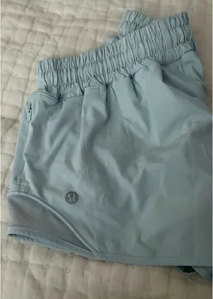Lululemon Shorts 2.5" thumbnail 4