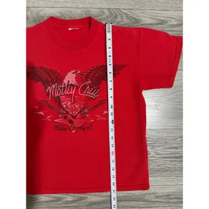 2005 Y2K Motley Crue 1982 Public Enemy #1 Red Graphic Band Tee Shirt Women Small thumbnail 8