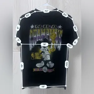 NBA X JUNKFOOD Women’s 2020 Disney Lakers Mickey Mouse Graphic Tee thumbnail 6