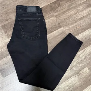 Signature‎ by Levi Strauss Women's Mid Rise Skinny Jeans, Size 4 M thumbnail 9