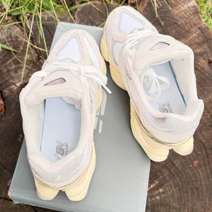 New Balance 9060 white & cream sneakers women size 5.5 #newbalance #trainers thumbnail 5
