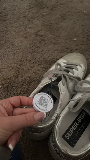 Golden Goose thumbnail 3