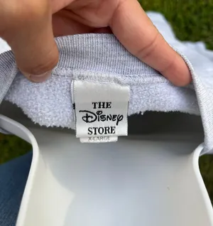 Disney s tigger Crewneck thumbnail 5