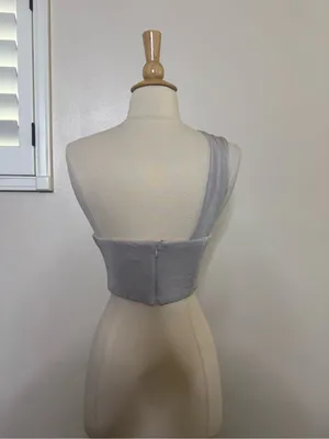 superdown One-Shoulder Cutout Crop Top in Blush Pink thumbnail 3