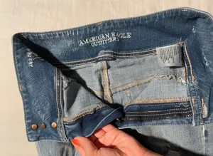 Skinny Jeans thumbnail 4