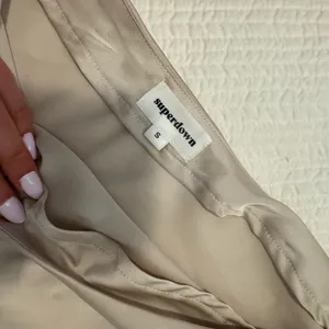 Supper down one shoulder silver blouse thumbnail 4