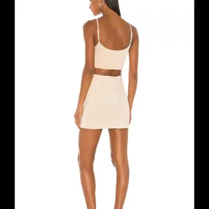NWT Superdown Madalyn Skirt Set in Nude XL thumbnail 2