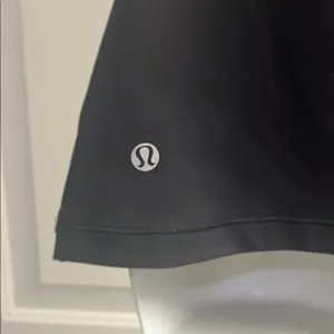 Lululemon Black Women's Racerback Tank Top Mesh Built-in Bra Size 6 thumbnail 5