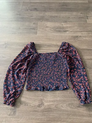Lush Navy w/ Rust Red Floral Print Smocked Blouse w/Puff Sleeves, Size Small thumbnail 4