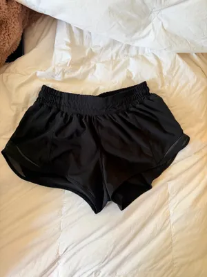 Black Hotty Lululemon Shorts Hot 2.5" thumbnail 2