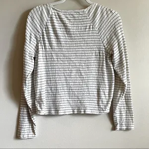 American Eagle Cream Top w/ Blue Stripes - M‎ thumbnail 4