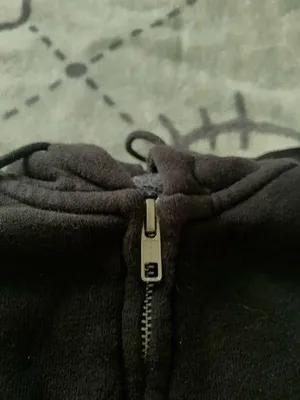 Brandy Melville Cropped Hoodie Zip-Up thumbnail 2