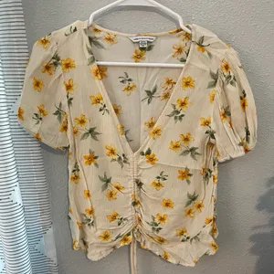 American Eagle blouse thumbnail 1