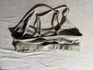 Alo Yoga Sports Bra thumbnail 2
