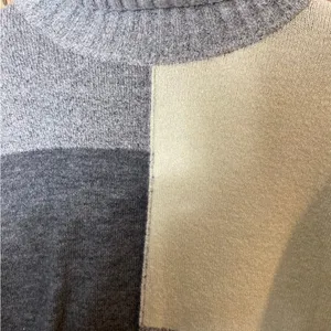 Cyrus Womens Side Slits Long Sleeve Turtleneck Sweater Gray Small (29) thumbnail 6