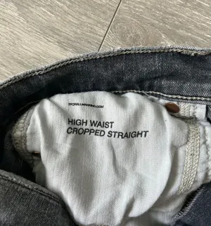 7 For All Mankind High Waist Cropped Straight Jeans thumbnail 4