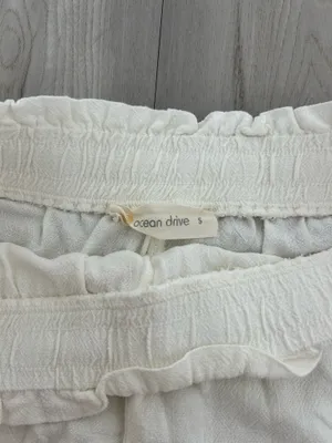 Ocean Drive White Shorts with Drawstring Waist thumbnail 3