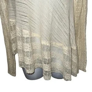 FREE PEOPLE‎ Gorgeous Ivory Crochet Lace Asymmetrical Top EUC Size XS thumbnail 5