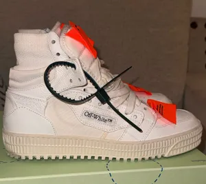Off-White Sneakers thumbnail 1