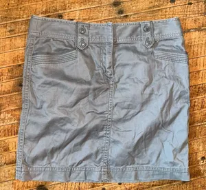 Loft gray size 4 Y2K cargo relaxed straight skirt thumbnail 1